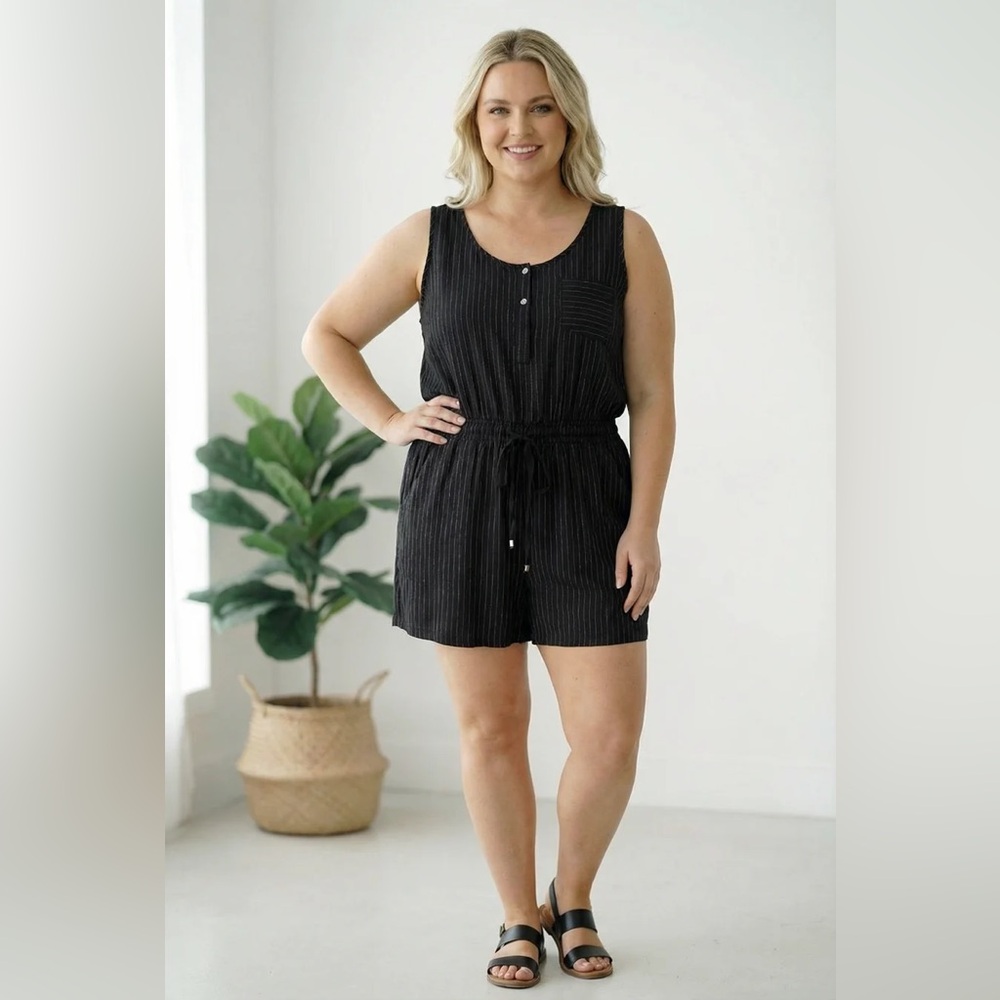 406 PLUS P.S. Love Sleeveless Pin Stripe Romper - Size: 1X